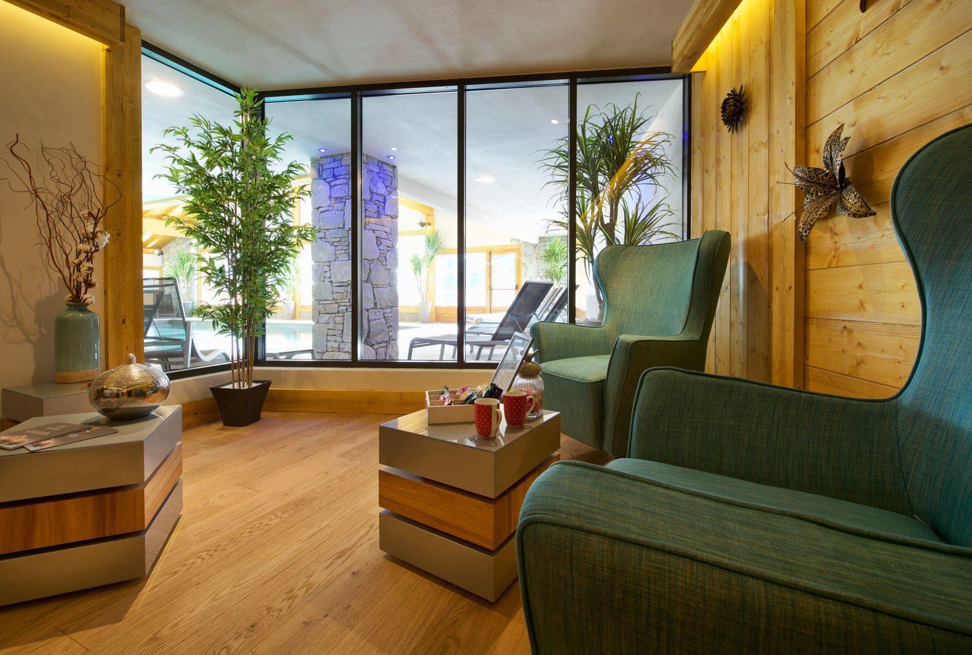 Cgh Residences And Spa Les Chalets De Leana Ле-Карроз-д'Араш Экстерьер фото
